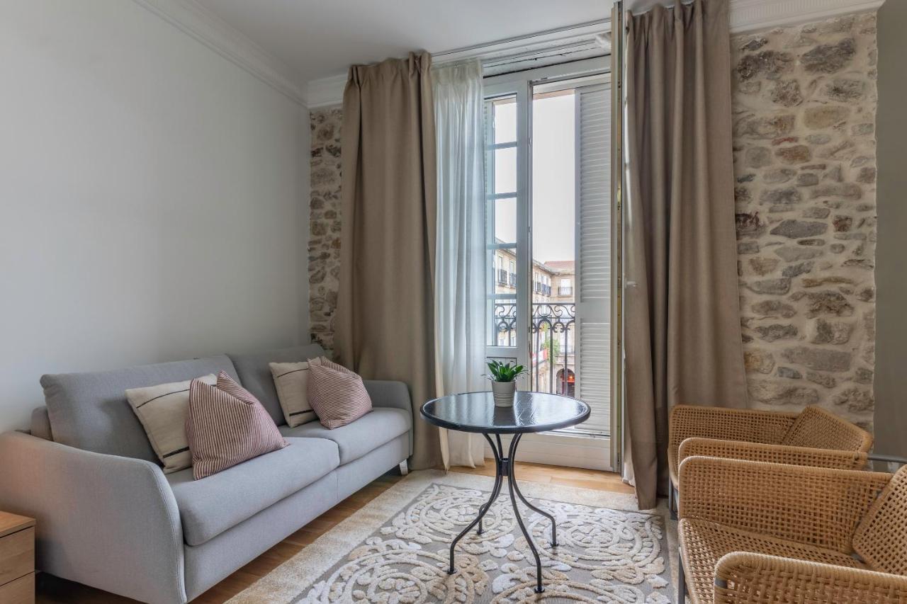 Habitaciones Apartamento B&B Plaza Nueva 8 Bilbao Eksteriør bilde